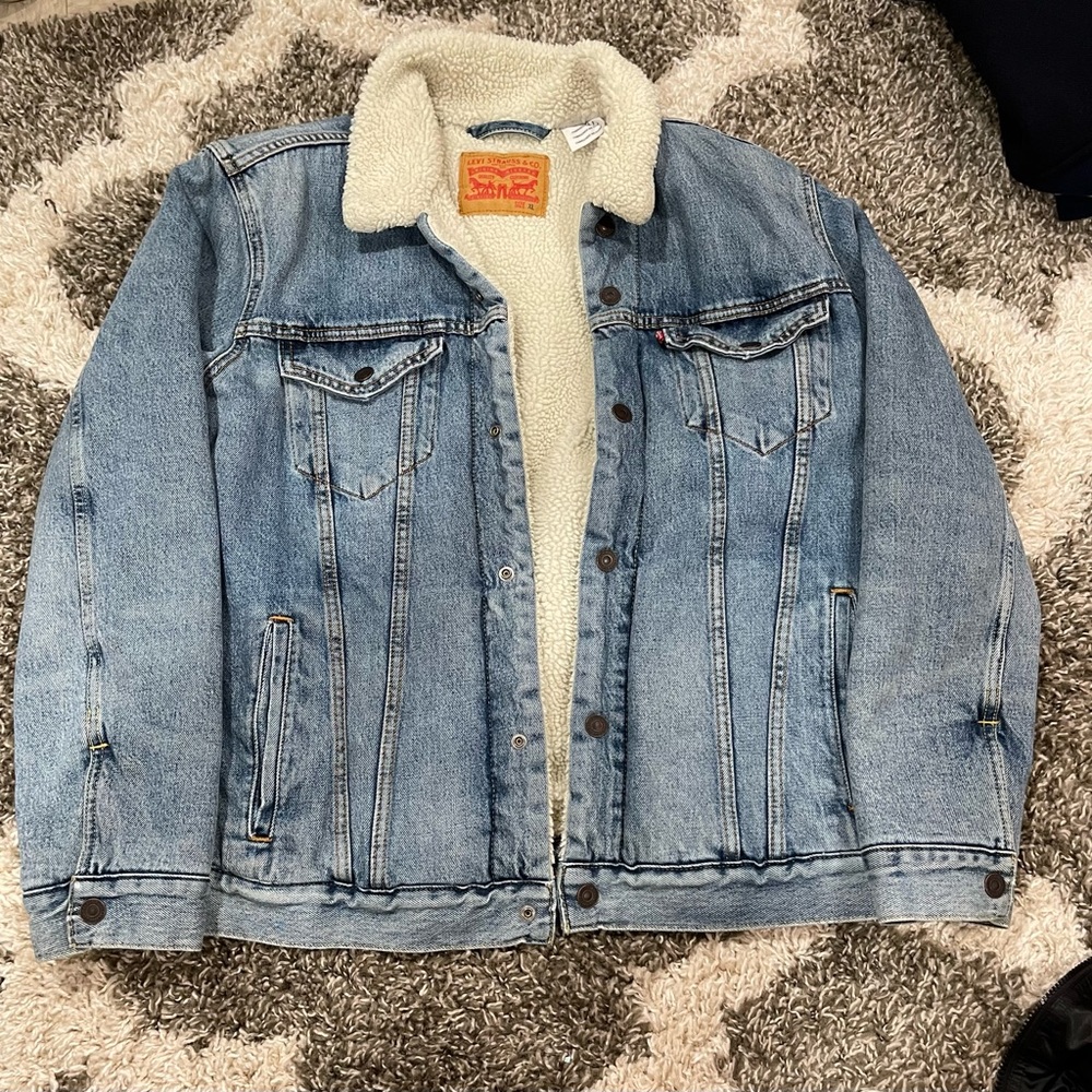 Original Levi’s Sherpa Jacket (Mens) size XL